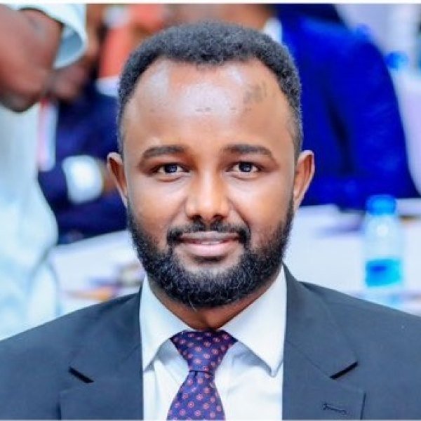 DG Mohamed Isak Fatiir